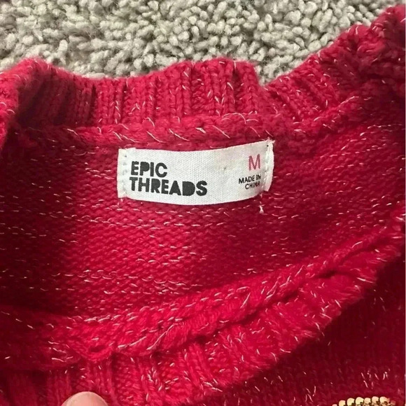 Cute girl sweater. - Picture 2 of 3